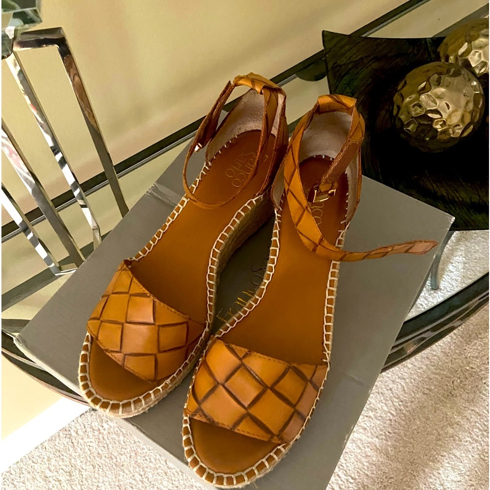 Franco Sarto- Tan Wedges